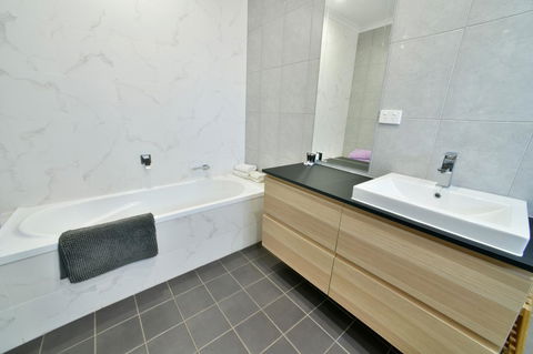 Great Northern Lodge - Accommodation Noosa 3
