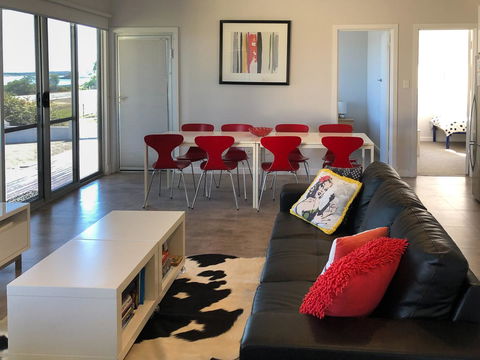 Beachview - Accommodation Noosa 9