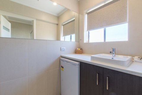 Mick O\'Sheas - Accommodation Noosa 26