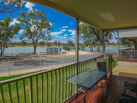 Echo Holiday Parks - Waikerie - Accommodation Noosa 2