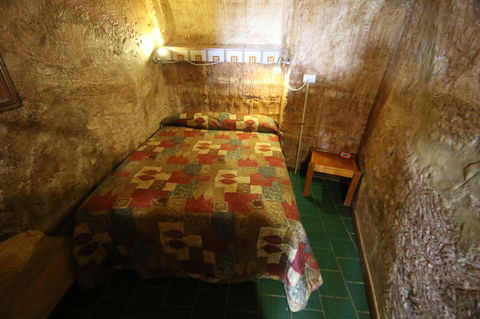 The Underground Motel - Accommodation Noosa 3