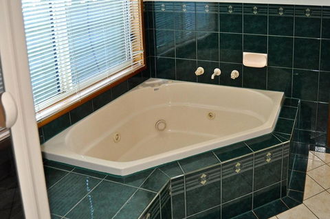 Baywatch - Accommodation Noosa 8