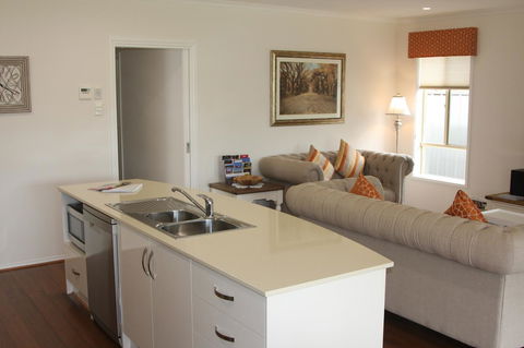 C And C Tanunda - Accommodation Noosa 12