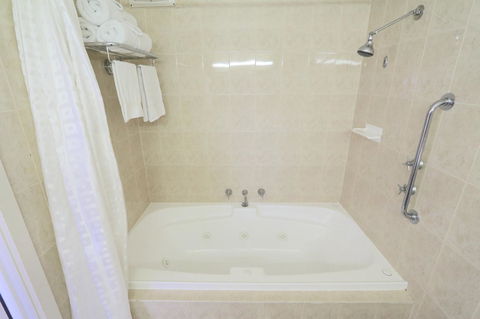 Harbour View Motel - Accommodation Noosa 14