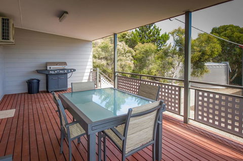Desert Pea - Accommodation Noosa 1