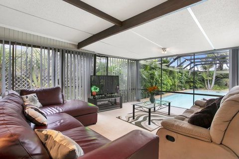 The Palms - Accommodation Noosa 12