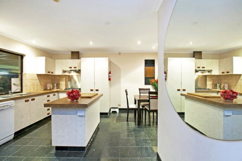 The Palms - Accommodation Noosa 14