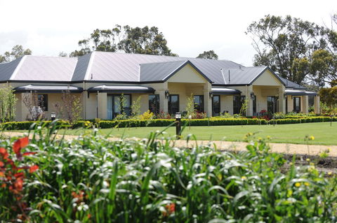 The Barn Accommodation - Accommodation Noosa 3