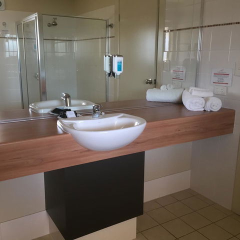 Alexander Cameron Suites - Accommodation Noosa 17