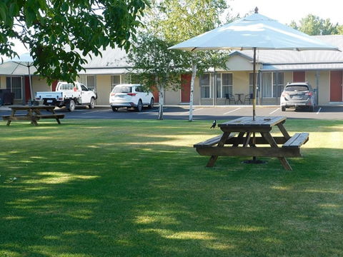 Alexander Cameron Suites - Accommodation Noosa 1