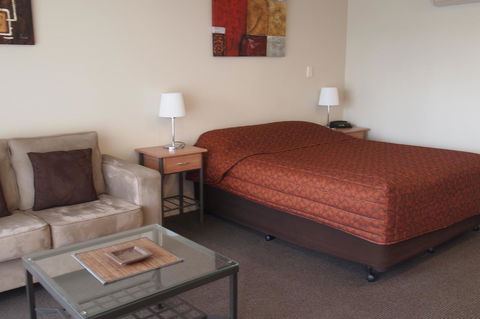 Alexander Cameron Suites - Accommodation Noosa 25