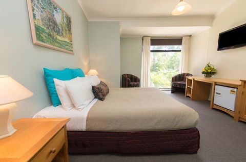 Berri Hotel - Accommodation Noosa 33