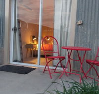 Desert Gum Retreat Gough St - Accommodation Noosa