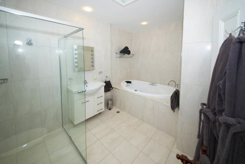 Yankalilla Bay Homestead - Accommodation Noosa 8