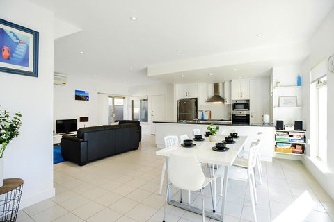Blue Zone - Aldinga Beach - Accommodation Noosa 1