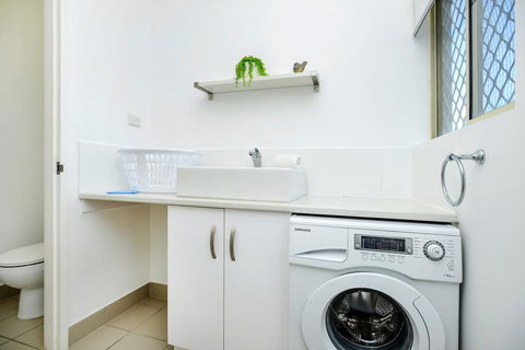 Blue Zone - Aldinga Beach - Accommodation Noosa 7