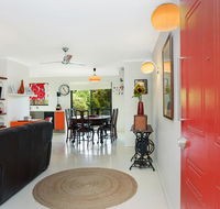 Red Door - Accommodation Noosa