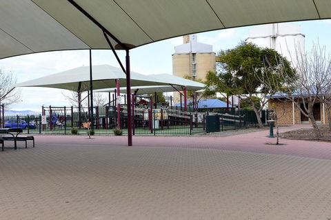 Travelway Motel - Accommodation Noosa 28