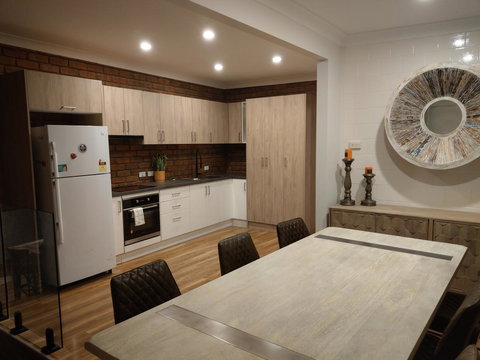 Desert Gum Underground Experience - Accommodation Noosa 2