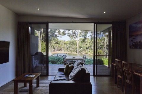 Eight Willows Retreat - Accommodation Noosa 5