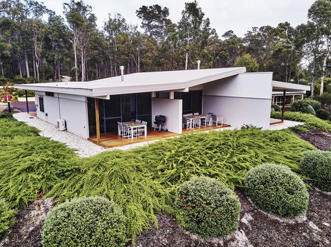 Eight Willows Retreat - Accommodation Noosa 24