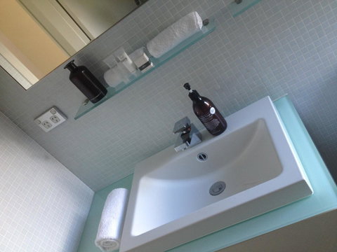 The Roozen Residence - Accommodation Noosa 25