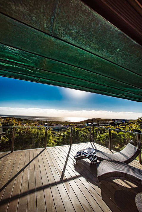 The Roozen Residence - Accommodation Noosa 12