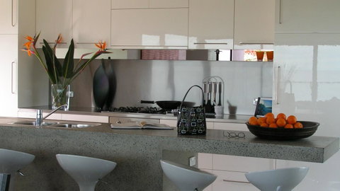 The Roozen Residence - Accommodation Noosa 5