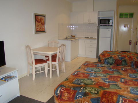 Dunsborough Central Motel - Accommodation Noosa 10