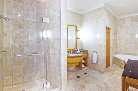 Duxton Hotel Perth - Accommodation Noosa 3