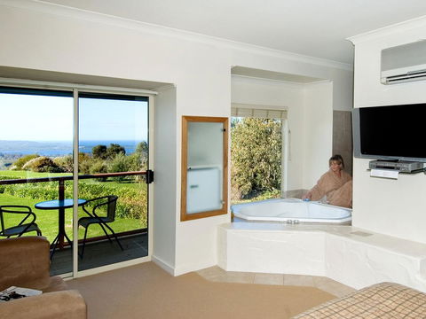Chimes Spa Retreat - Accommodation Noosa 38