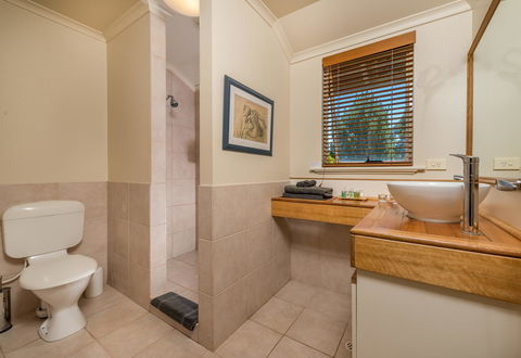 Chimes Spa Retreat - Accommodation Noosa 18