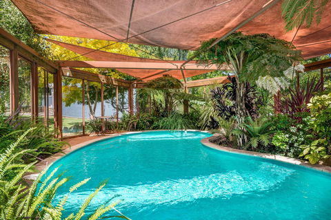Chimes Spa Retreat - Accommodation Noosa 0