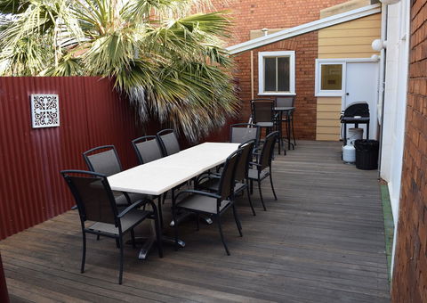 The Palace Hotel Kalgoorlie - Accommodation Noosa 8