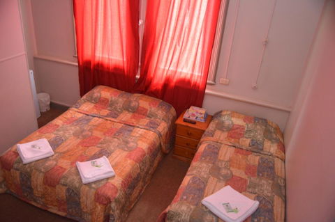 The Palace Hotel Kalgoorlie - Accommodation Noosa 2