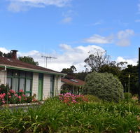 Valley Views Motel  Chalets - Accommodation Noosa