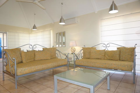 Osprey Holiday Village Unit 110 - Accommodation Noosa 2