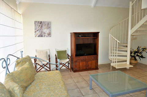 Osprey Holiday Village Unit 110 - Accommodation Noosa 7