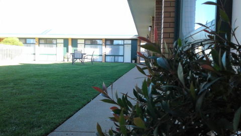 Junee Motor Inn - Accommodation Noosa 9
