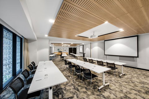 Vibe Hotel North Sydney - Accommodation Noosa 10