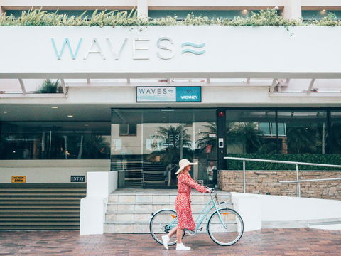 Waves Byron Bay - Accommodation Noosa 0