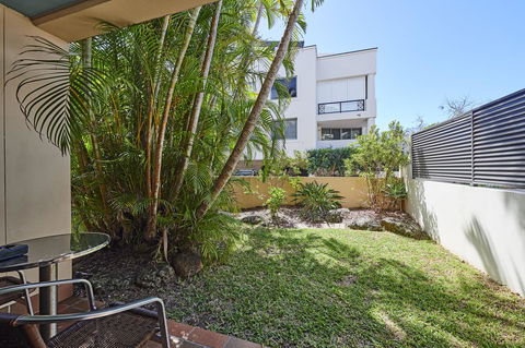Waves Byron Bay - Accommodation Noosa 32