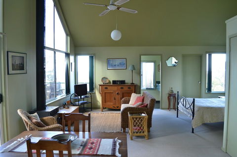 Bundle Hill Cottages - Accommodation Noosa 44