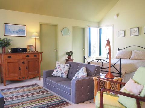 Bundle Hill Cottages - Accommodation Noosa 19