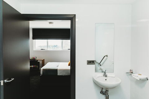 Coniston Hotel Wollongong - Accommodation Noosa 27