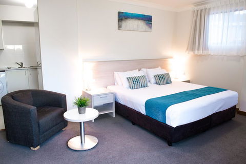 Copacabana Shores - Accommodation Noosa 9