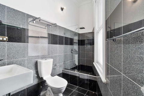 Hotel Harry, Ascend Hotel Collection - Accommodation Noosa 23