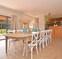James Estate Guesthouse - Accommodation Noosa
