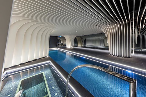 SKYE Suites Sydney - Accommodation Noosa 5