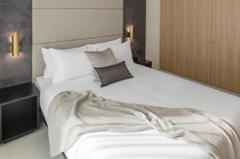 SKYE Suites Sydney - Accommodation Noosa 15